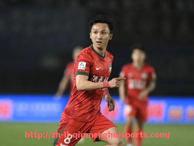 球盟会官网-NBA球员戈登·海沃德复出历程与球场表现回顾